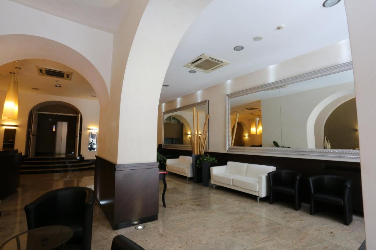 Hotel Europa Foggia Exterior photo